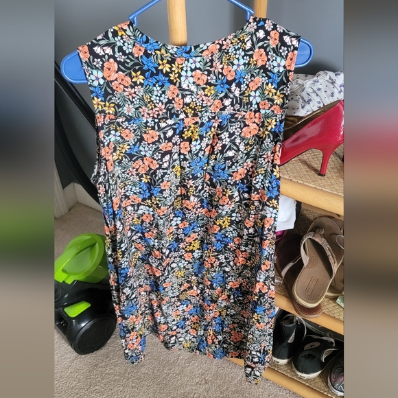 Gap floral button up shirtdress - Picture 2 of 3